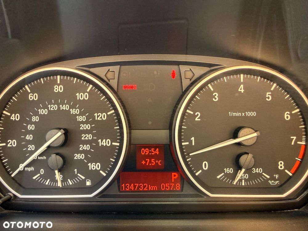 BMW Seria 1 135i - 11