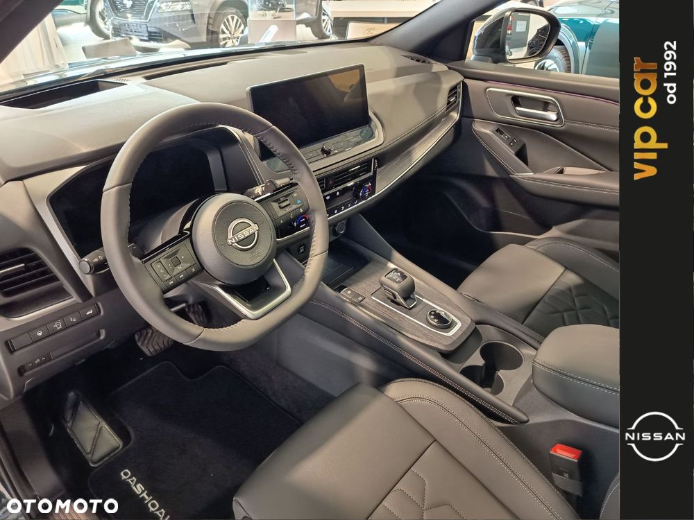 Nissan Qashqai 1.3 DIG-T MHEV 4x4 Tekna Xtronic - 8