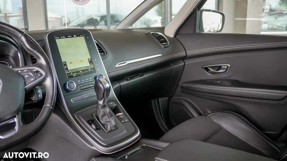 Renault Grand Scenic TCe 140 GPF EDC BLACK EDITION - 9