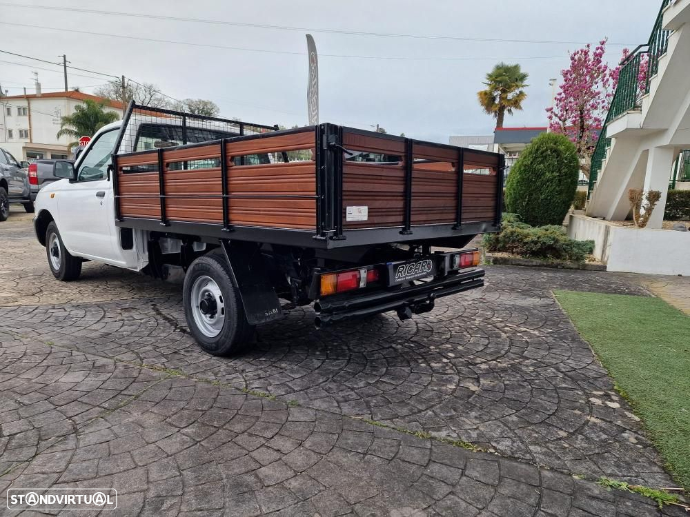 Nissan Pick-Up PICK-UP (D22) 2.5D (83CV) - 7