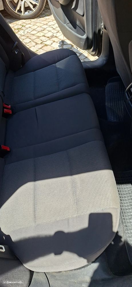 VW Golf Variant 1.9 TDi Confortline - 12