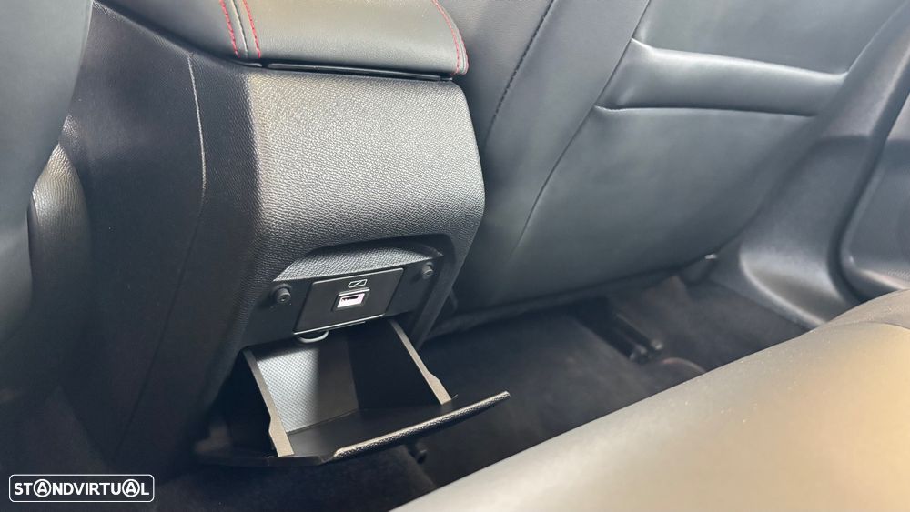 Peugeot 308 1.2 PureTech GT Pack - 29