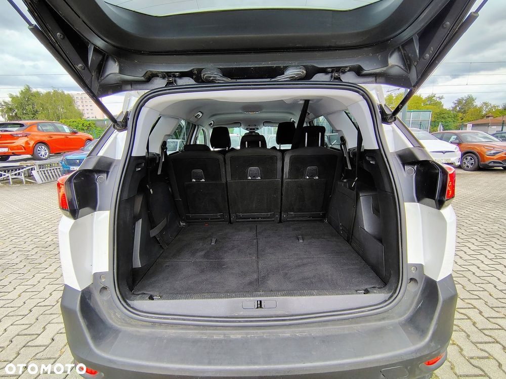 Peugeot 5008 - 12