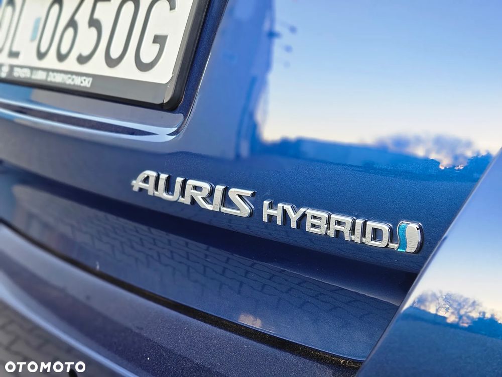 Toyota Auris Hybrid 135 Premium - 33