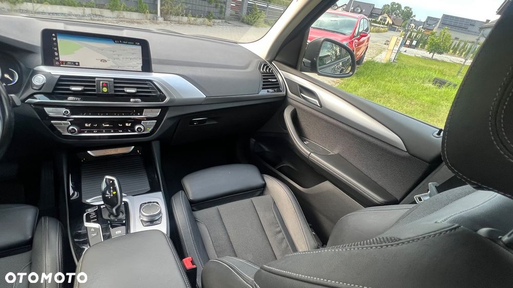 BMW X3 xDrive25d sport - 26