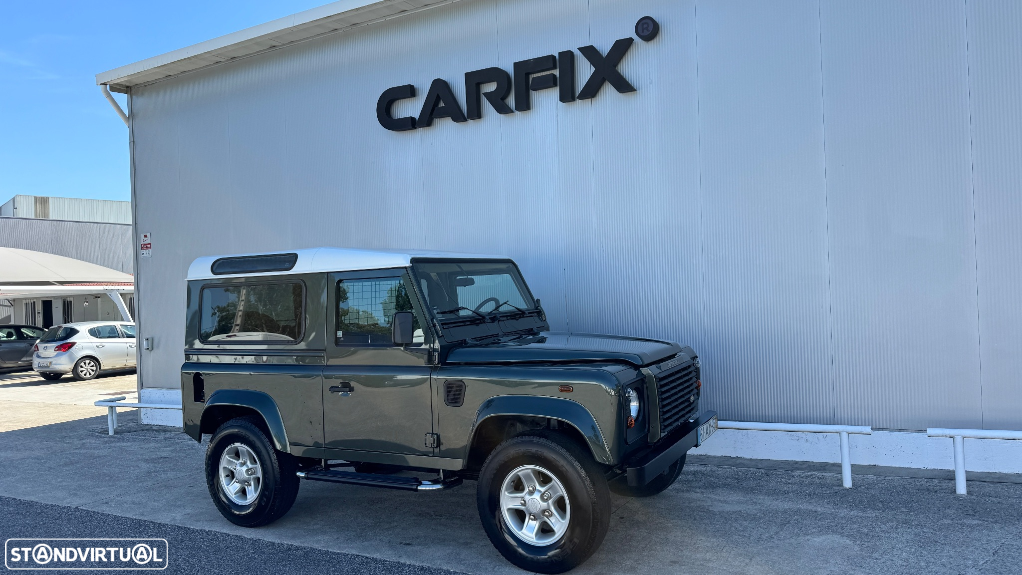 Land Rover Defender 90 SW 2.5 Td5 SE - 15
