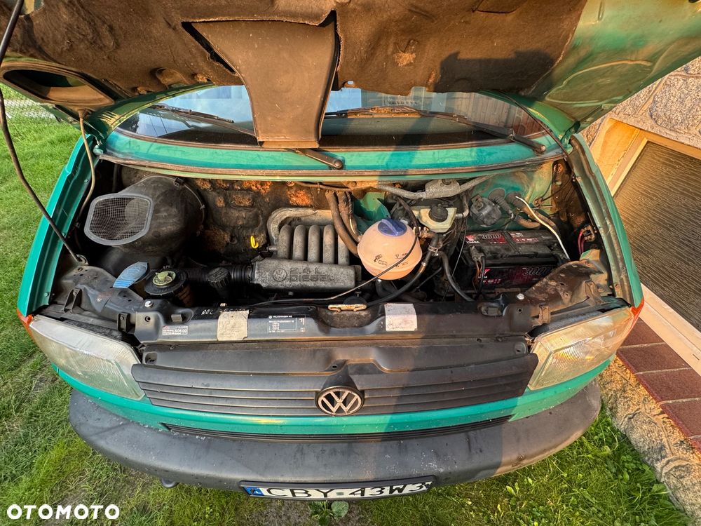 Volkswagen Transporter - 22