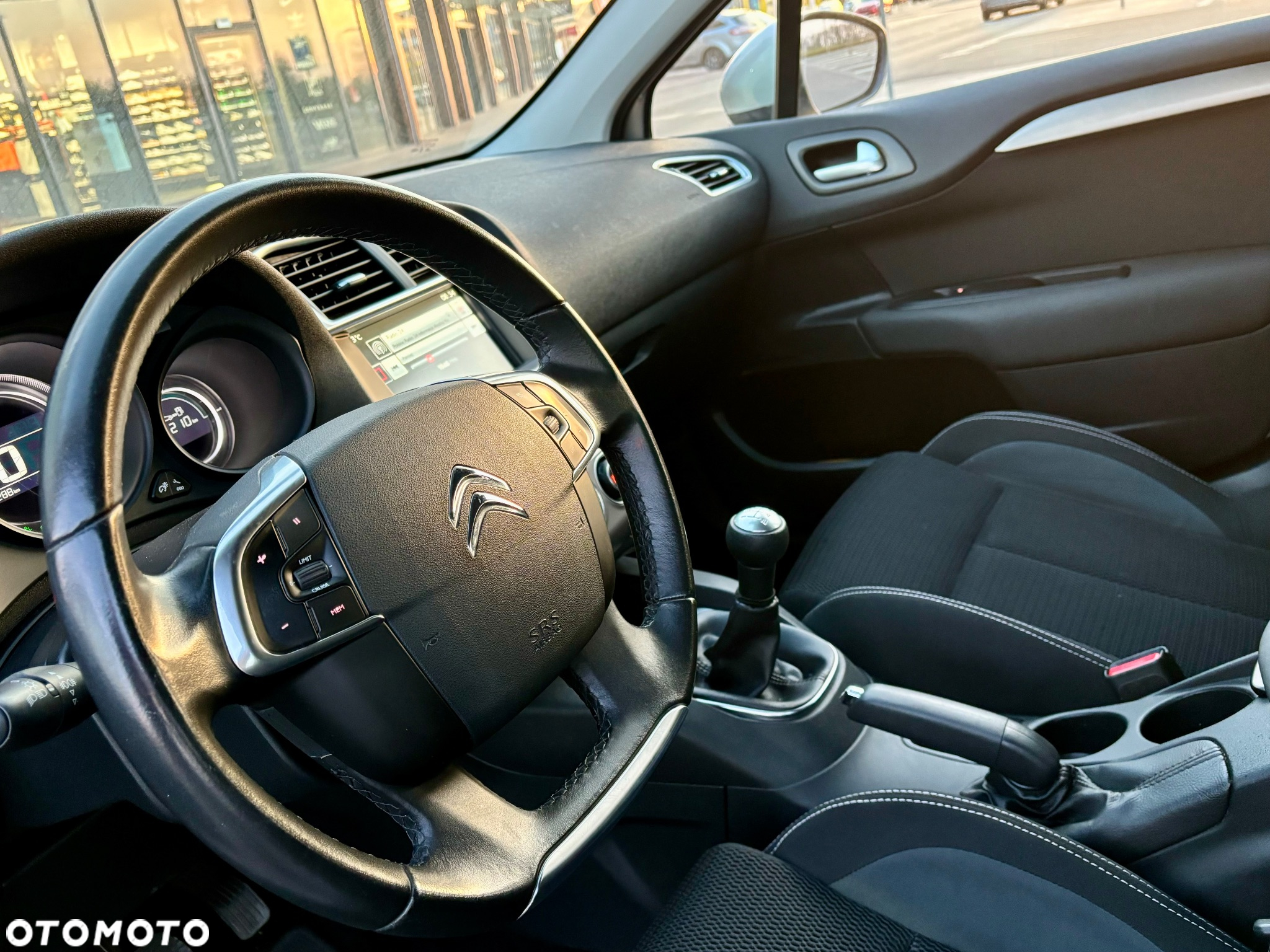 Citroën C4 BlueHDi 100 Selection - 13
