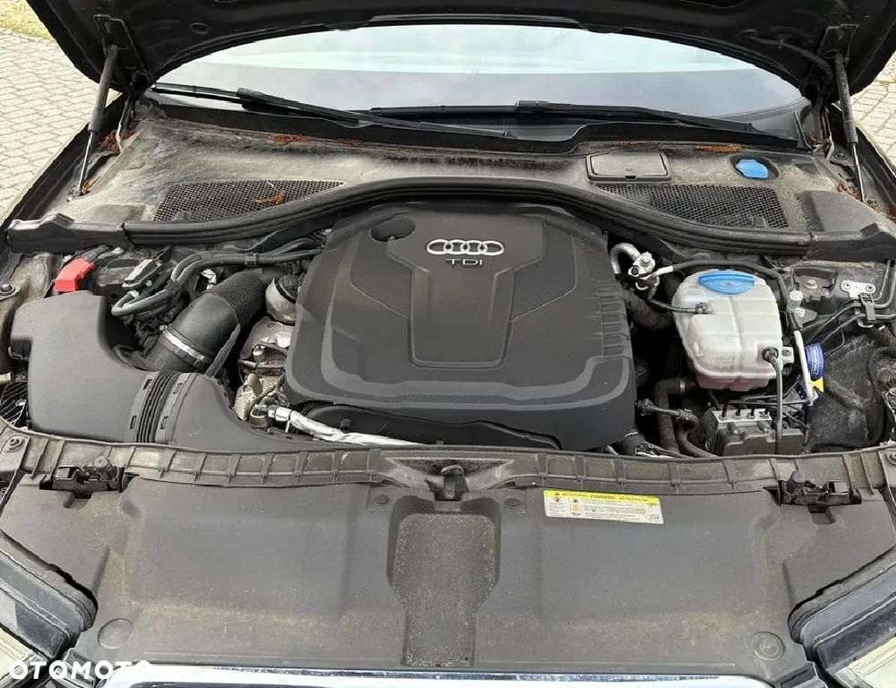 Audi A6 Avant 2.0 TDI Ultra S tronic - 32