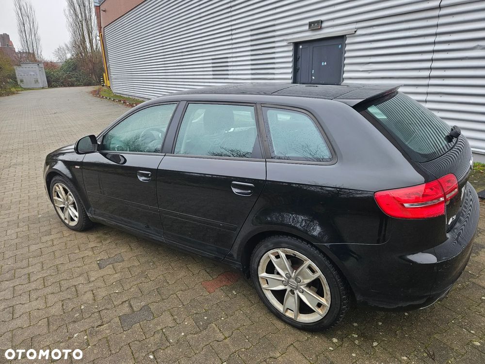 Audi A3 Sportback 2.0 TDI DSG Ambiente - 3