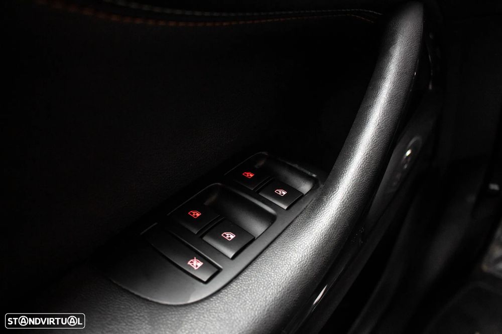 Opel Zafira 1.6 CDTi Executive - 19