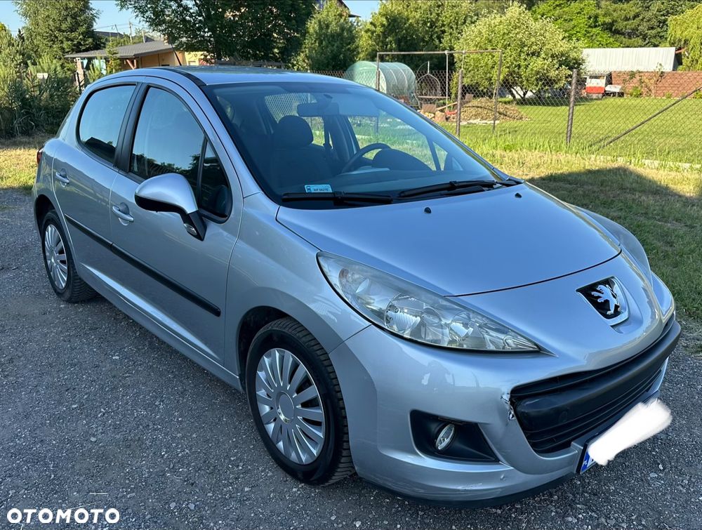 Peugeot 207 1.4 - 6