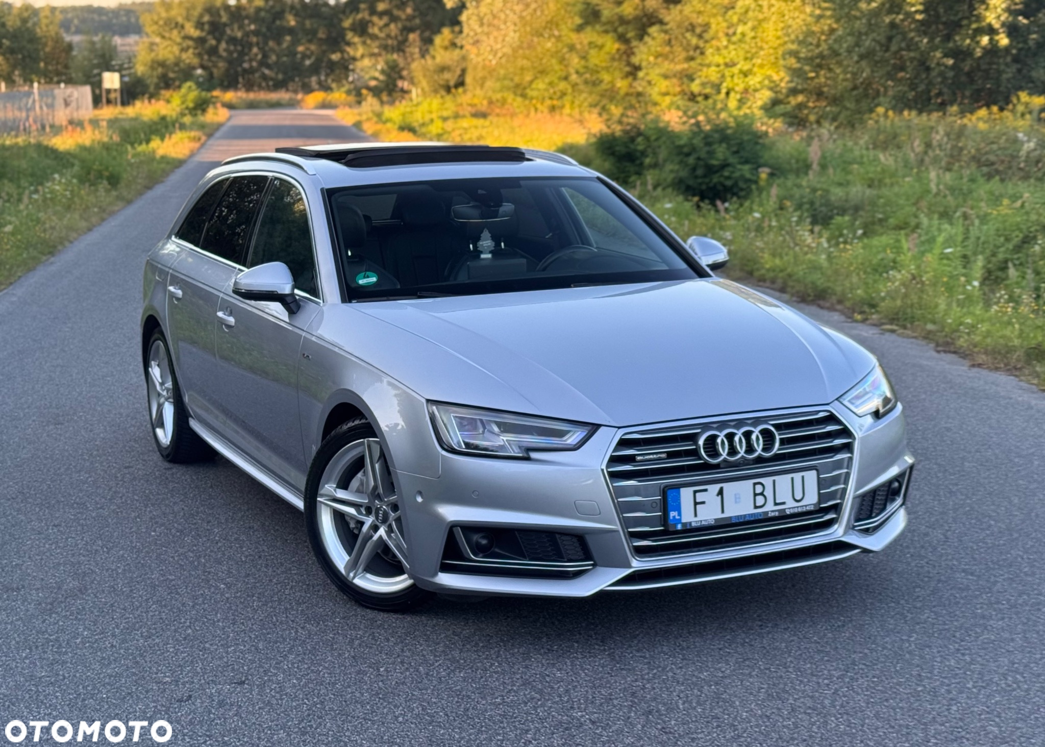 Audi A4 Avant 40 TDI quattro S tronic S line - 4