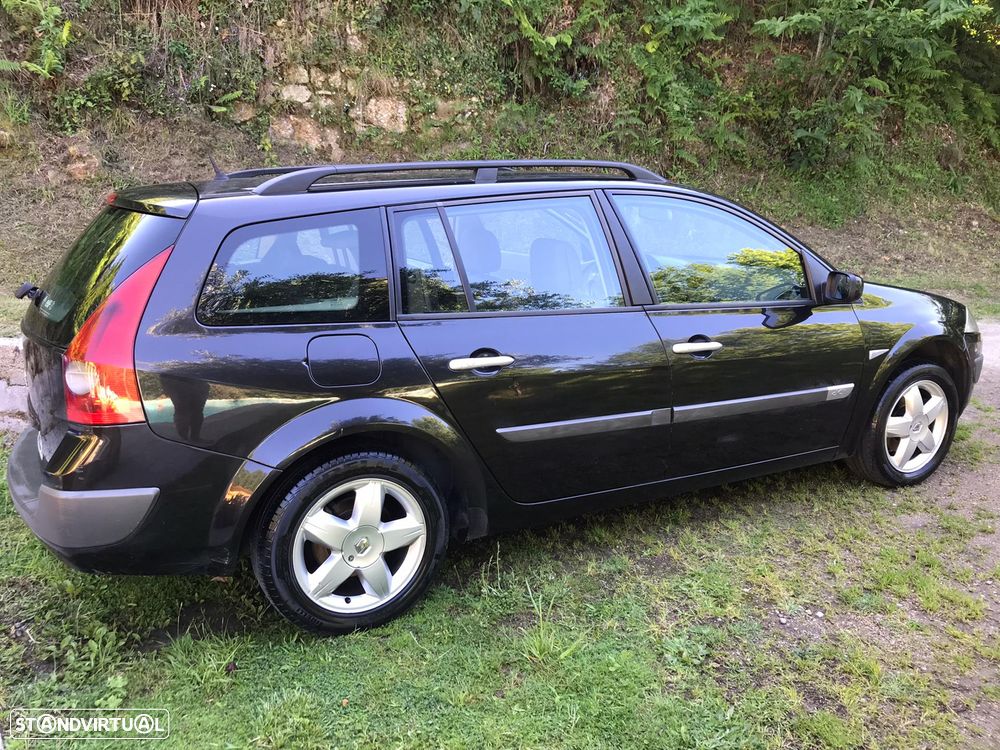 Renault Mégane 1.5 dCi Confort - 5