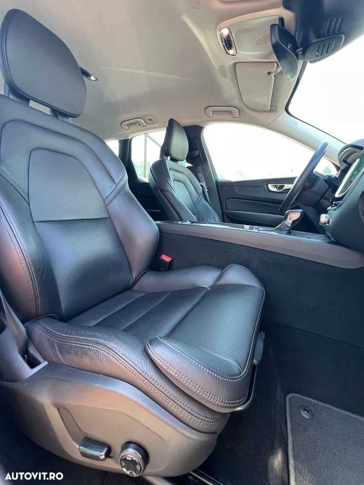 Volvo XC 60 - 6