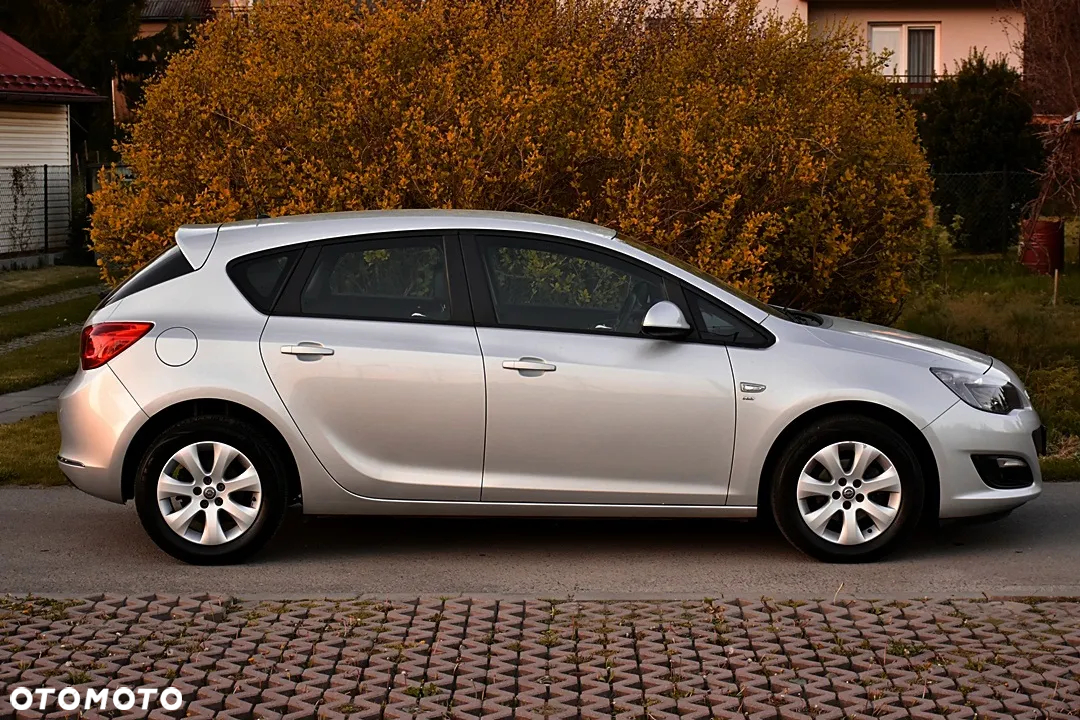 Opel Astra 1.6 Active - 14
