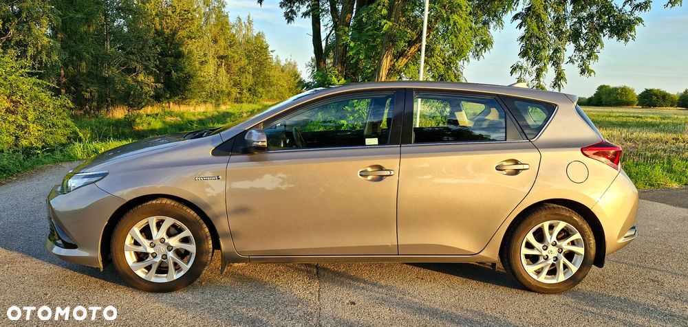 Toyota Auris - 4