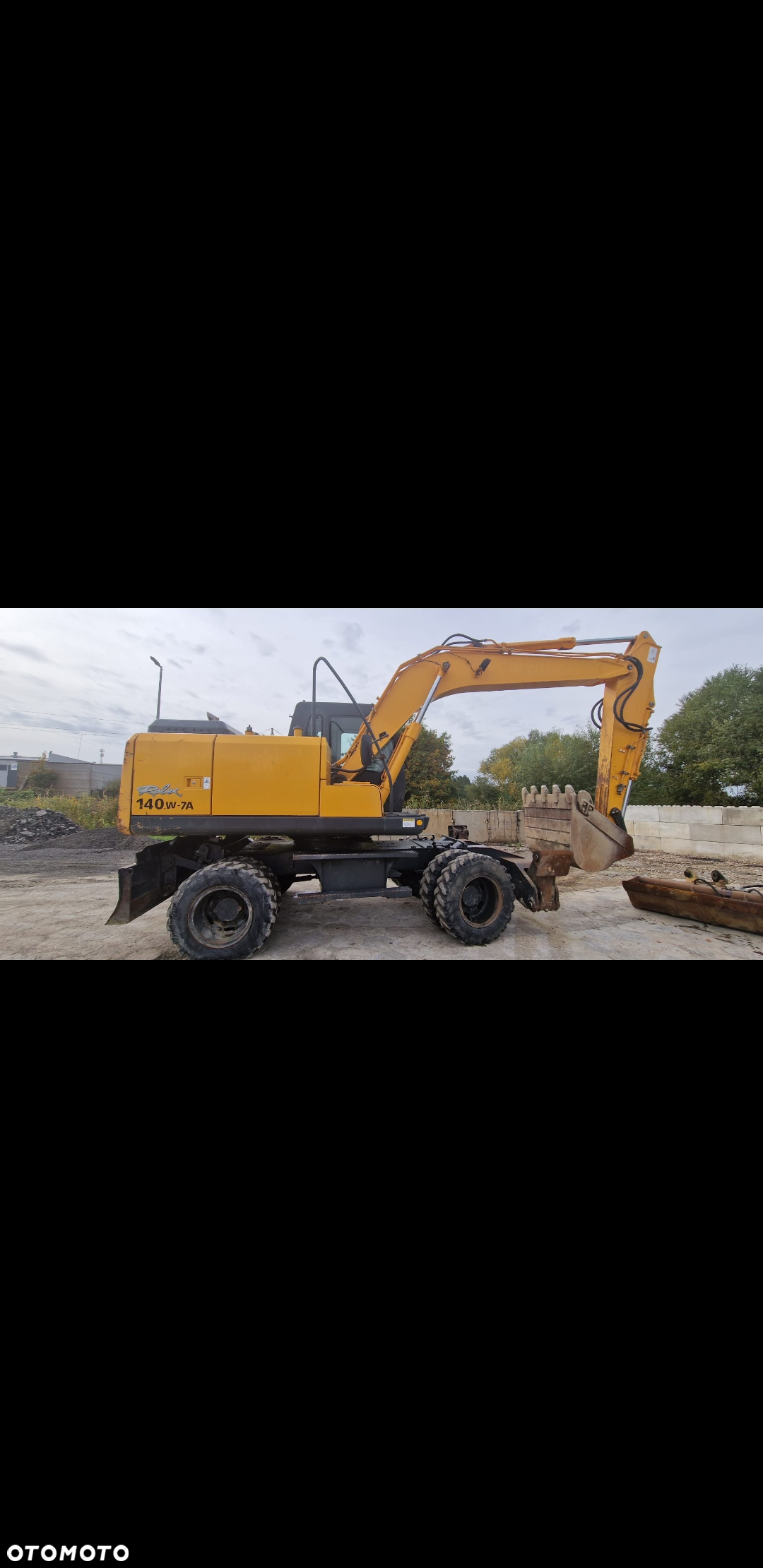 Hyundai 140 W-7A - 2