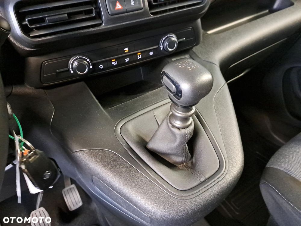 Toyota Proace City Verso 1.5 D-4D Business - 22