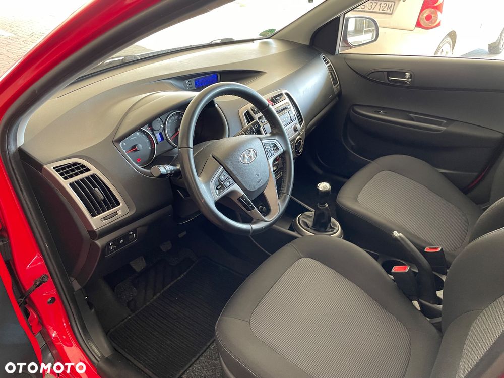 Hyundai i20 1.25 Comfort - 10