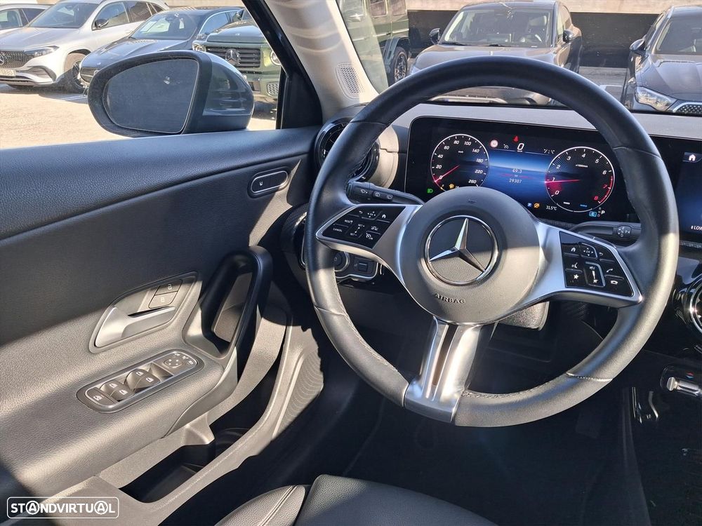 Mercedes-Benz A 200 Standard - 16