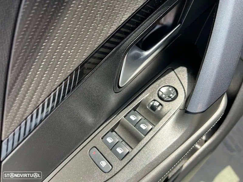 Peugeot 2008 1.2 PureTech Allure - 35