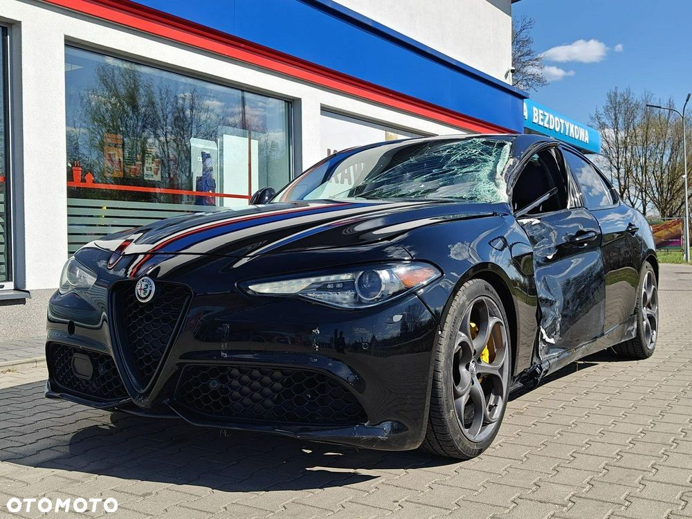 Alfa Romeo Giulia - 3