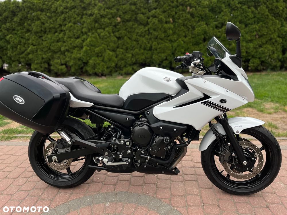 Yamaha XJ - 4