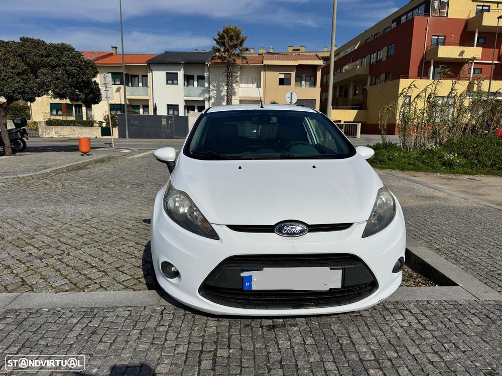 Ford Fiesta - 5