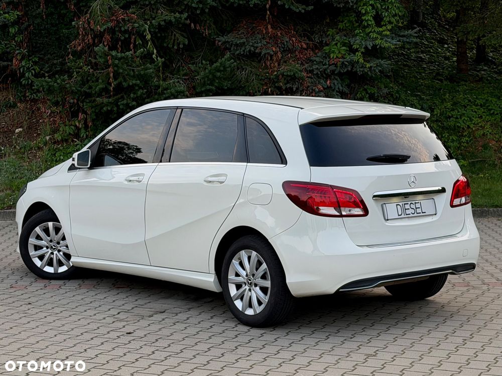 Mercedes-Benz Klasa B 160 d Edition - 16