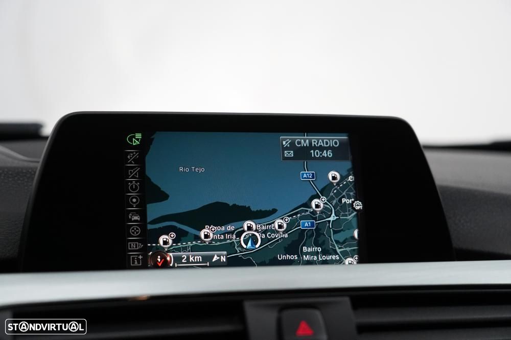 BMW 320 d Touring Auto - 10