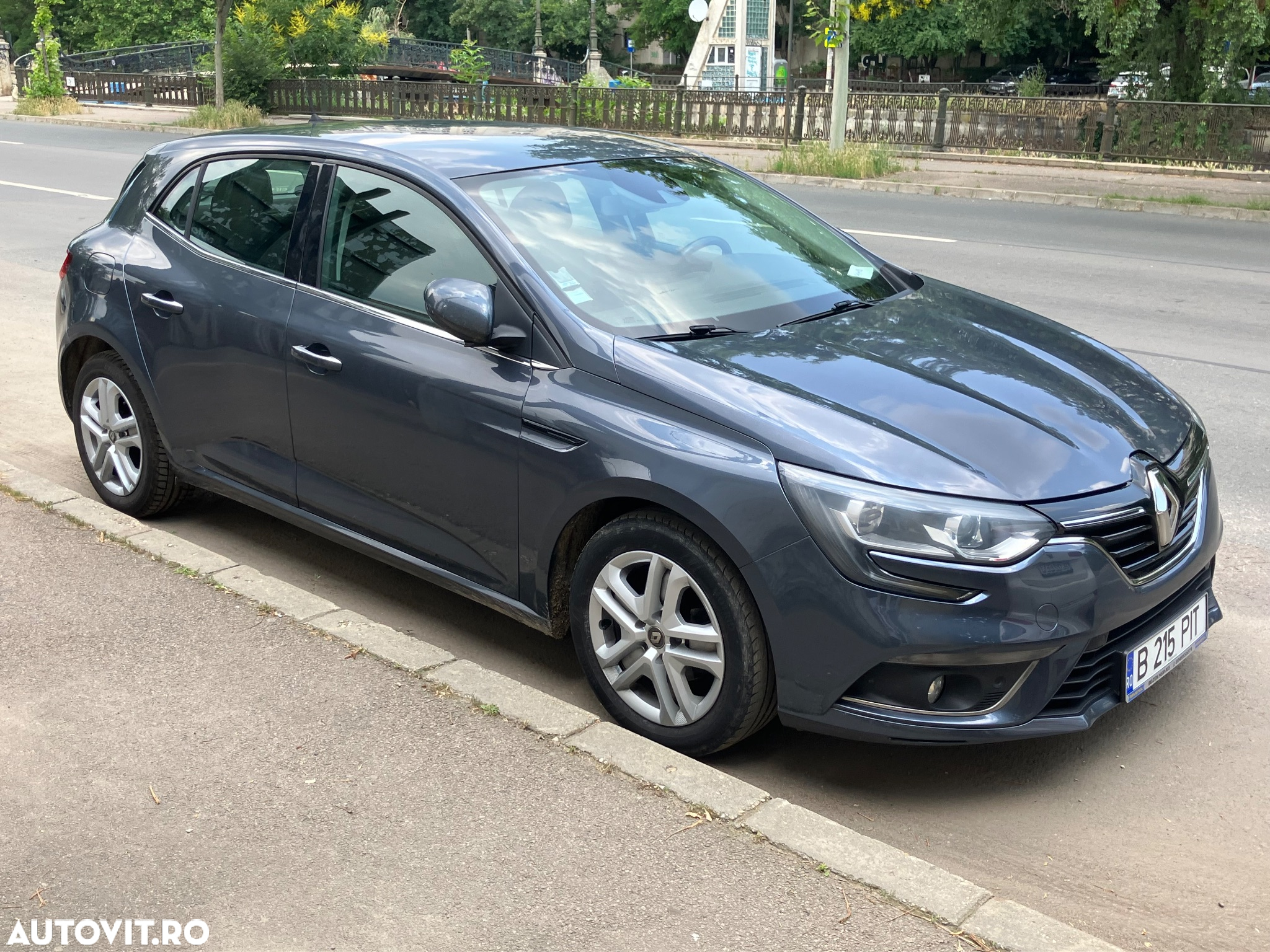 Renault Megane ENERGY dCi Business - 8