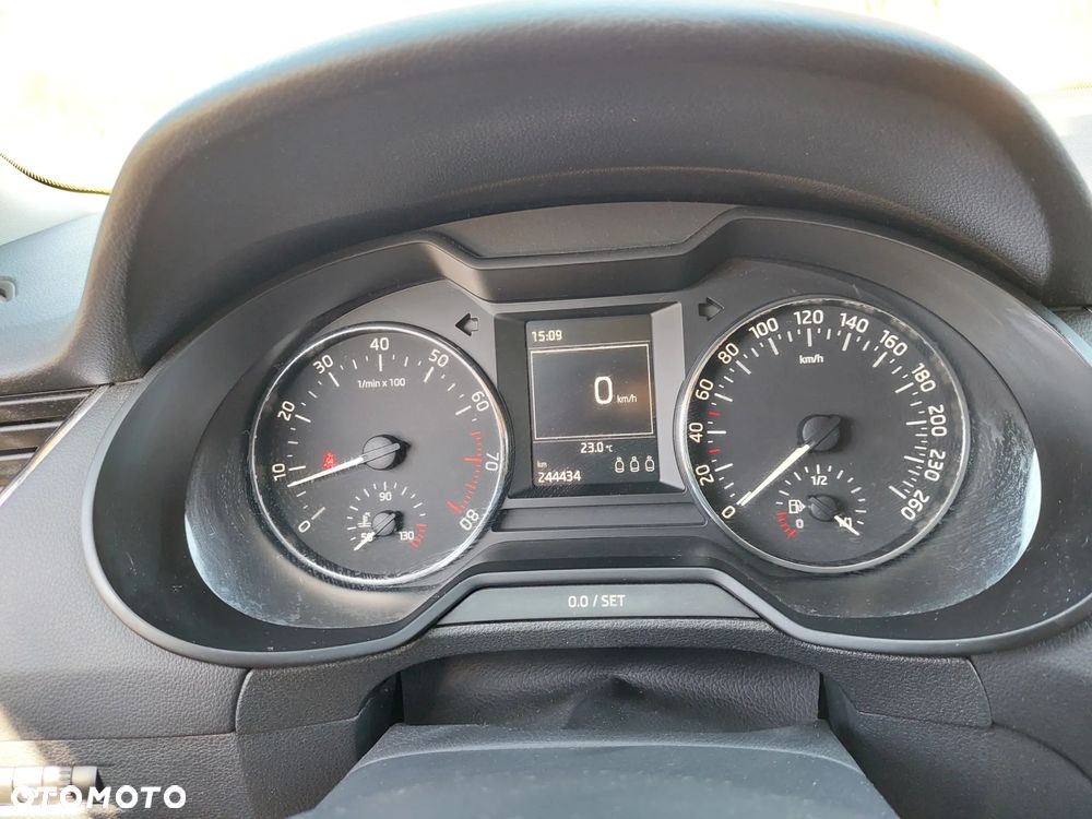 Skoda Octavia 1.4 TSI Ambition - 9