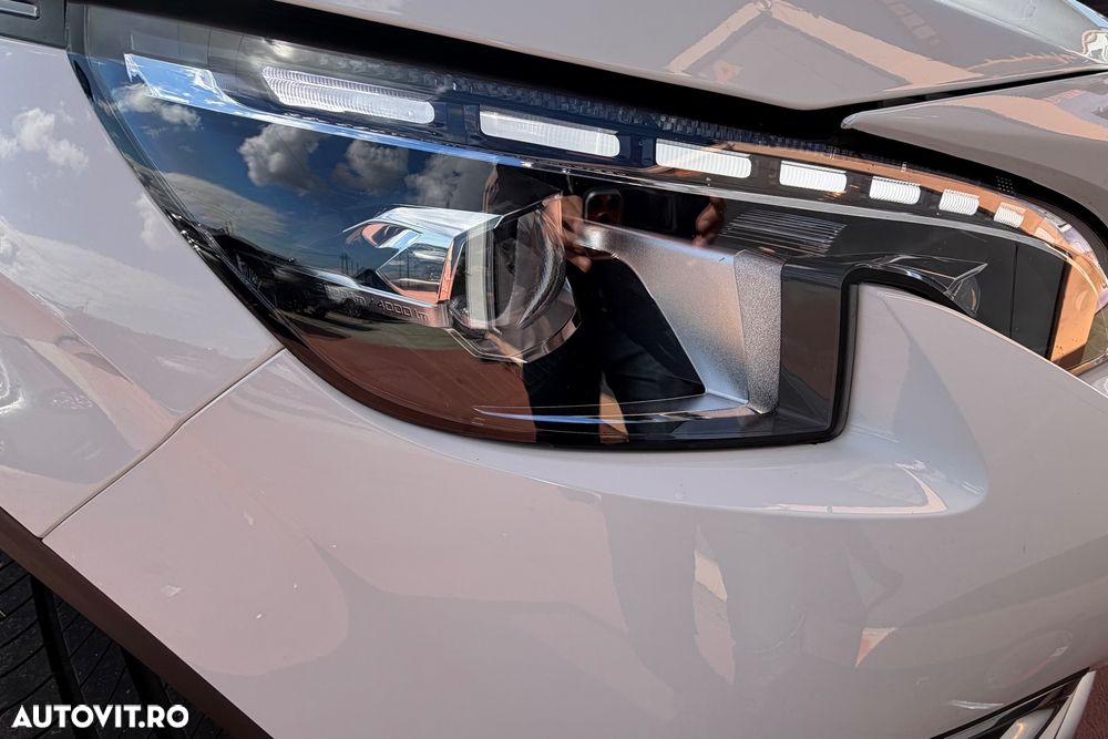 Peugeot 3008 1.2 PureTech 130 EAT8 GT - 13