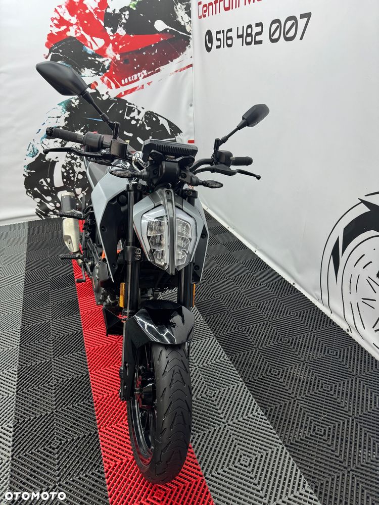 KTM Duke - 4