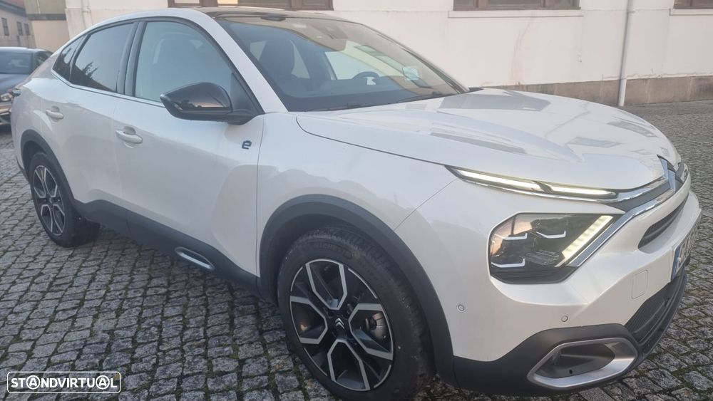 Citroën e-C4 X Shine - 1