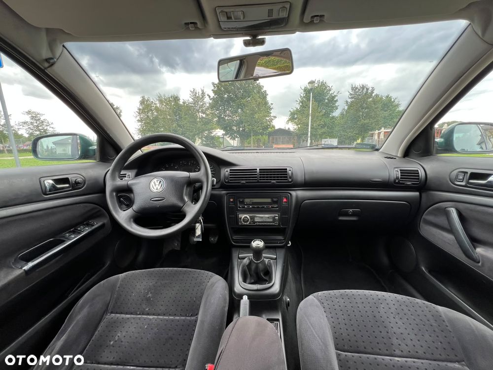 Volkswagen Passat - 24