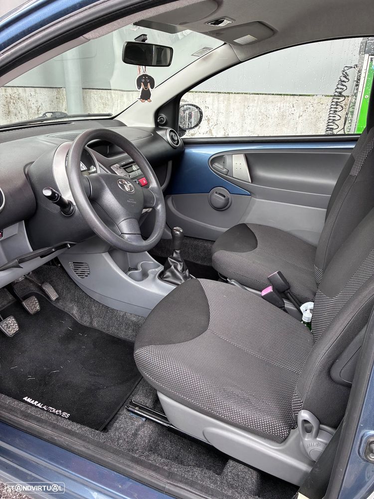 Toyota Aygo City - 7