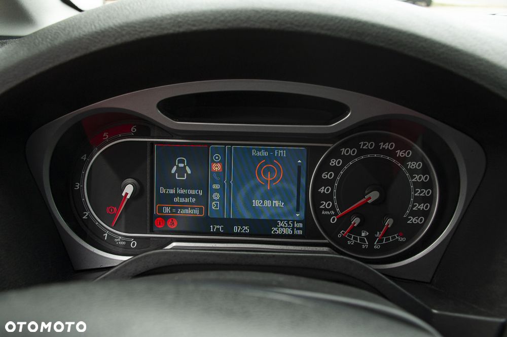 Ford Galaxy 2.0 TDCi Trend - 39