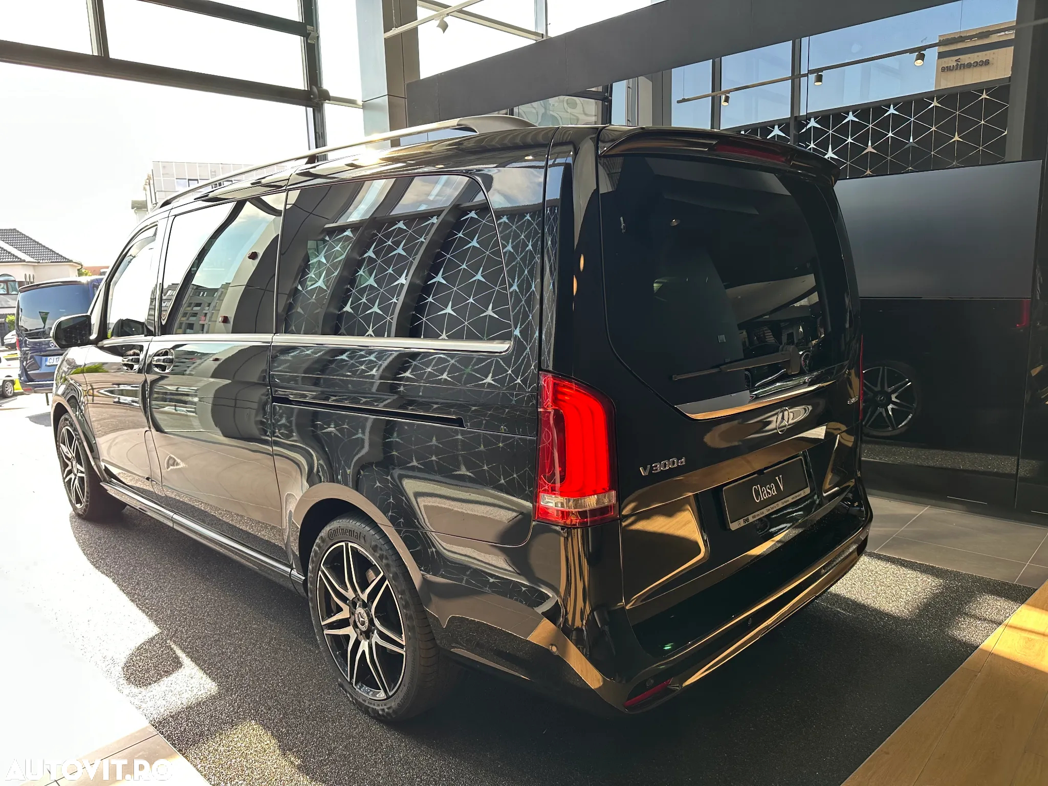 Mercedes-Benz V 300 d lang 4Matic 9G-TRONIC Exclusive Edition - 5