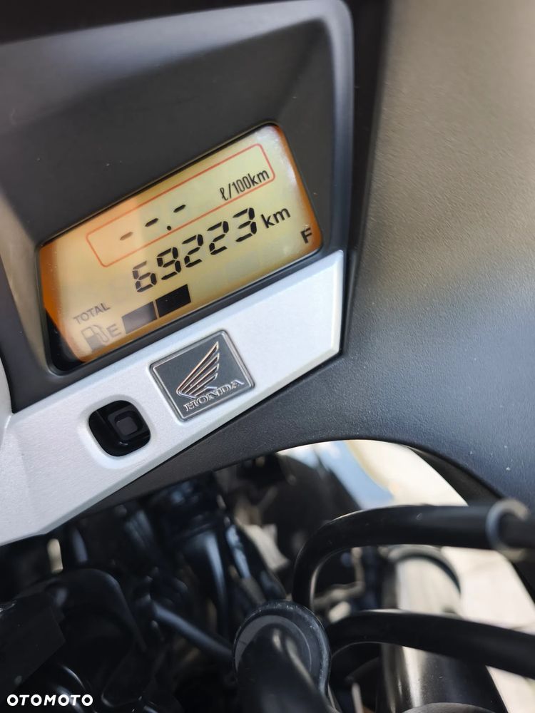 Honda CBF - 16