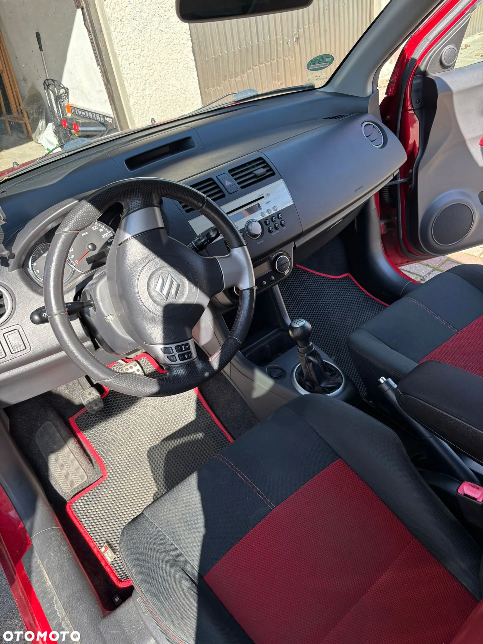 Suzuki Swift 1.6 Sport - 11