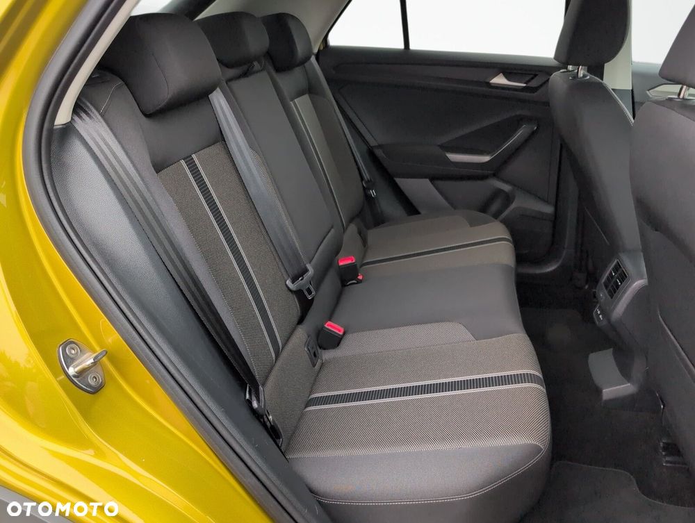 Volkswagen T-Roc 1.0 TSI Advance - 12