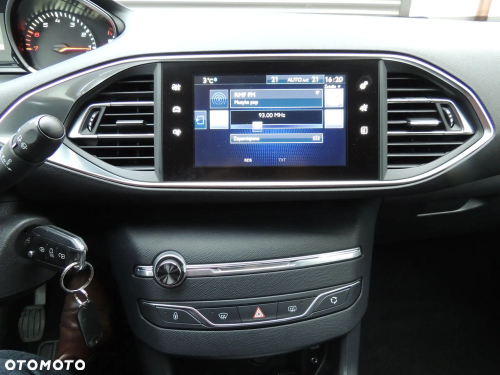 Peugeot 308 1.2 PureTech Active Pack S&S - 14
