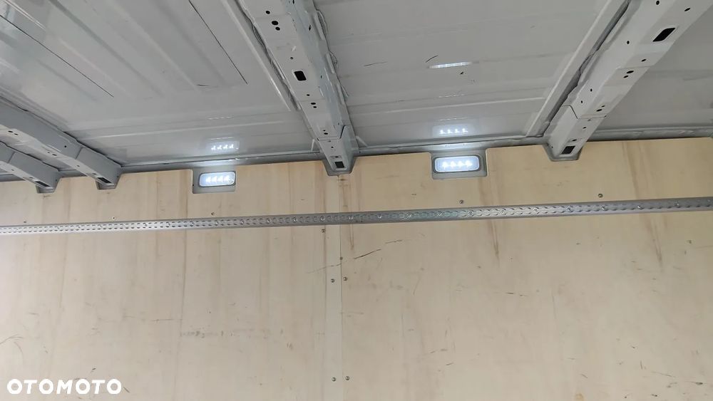 Maxus DELIVER 9 - 15
