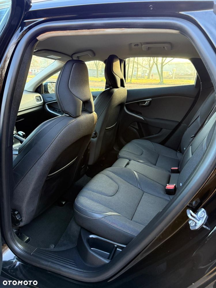 Volvo V40 Cross Country D2 Kinetic - 17