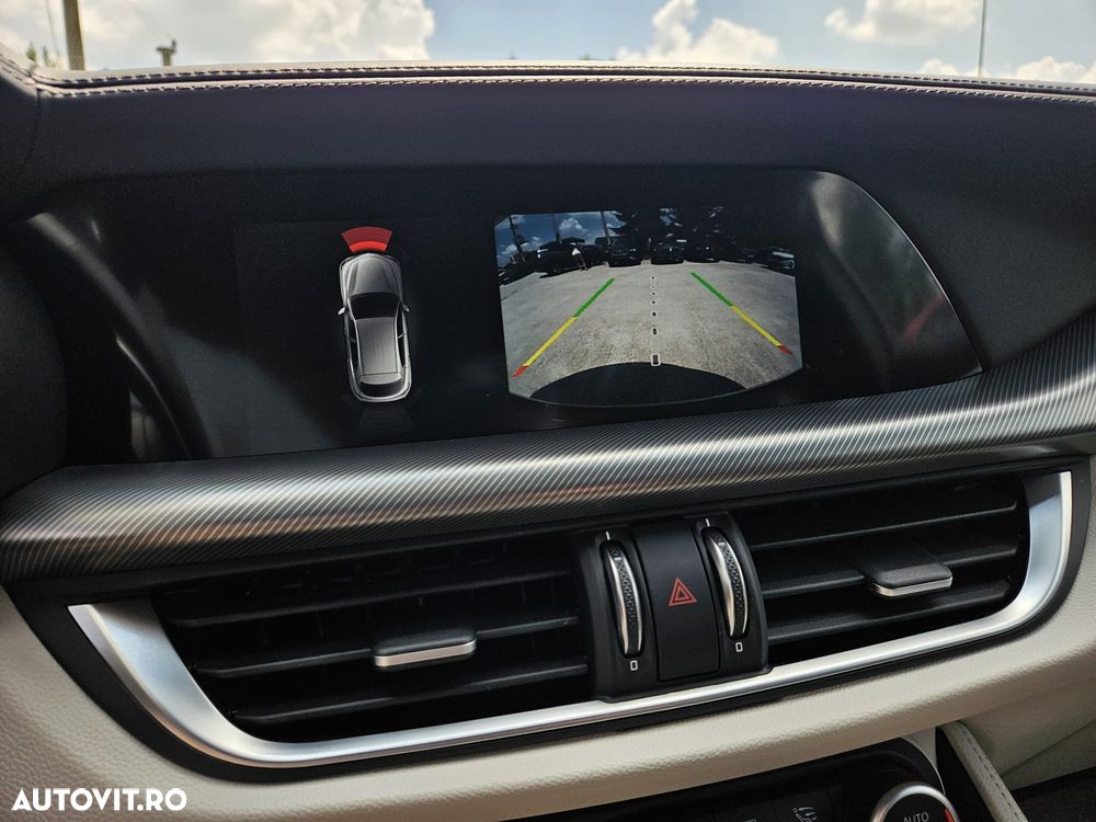 Alfa Romeo Stelvio 2.0 Turbo AWD AT8 Super - 14
