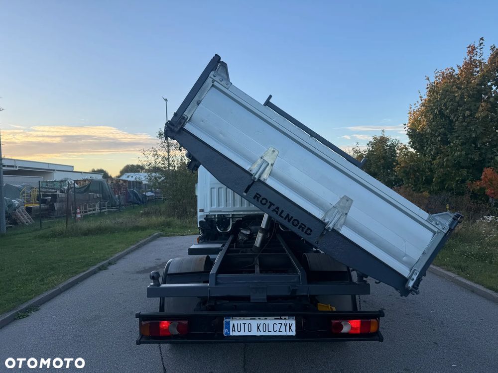 Nissan Cabstar - 17