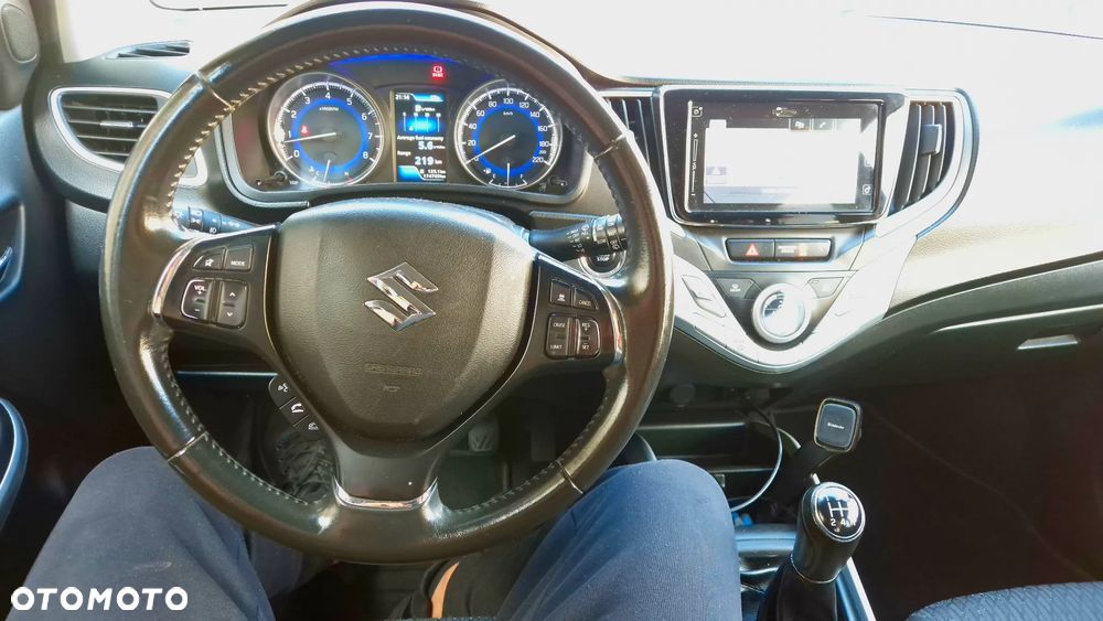 Suzuki Baleno 1.2 Premium Plus - 10