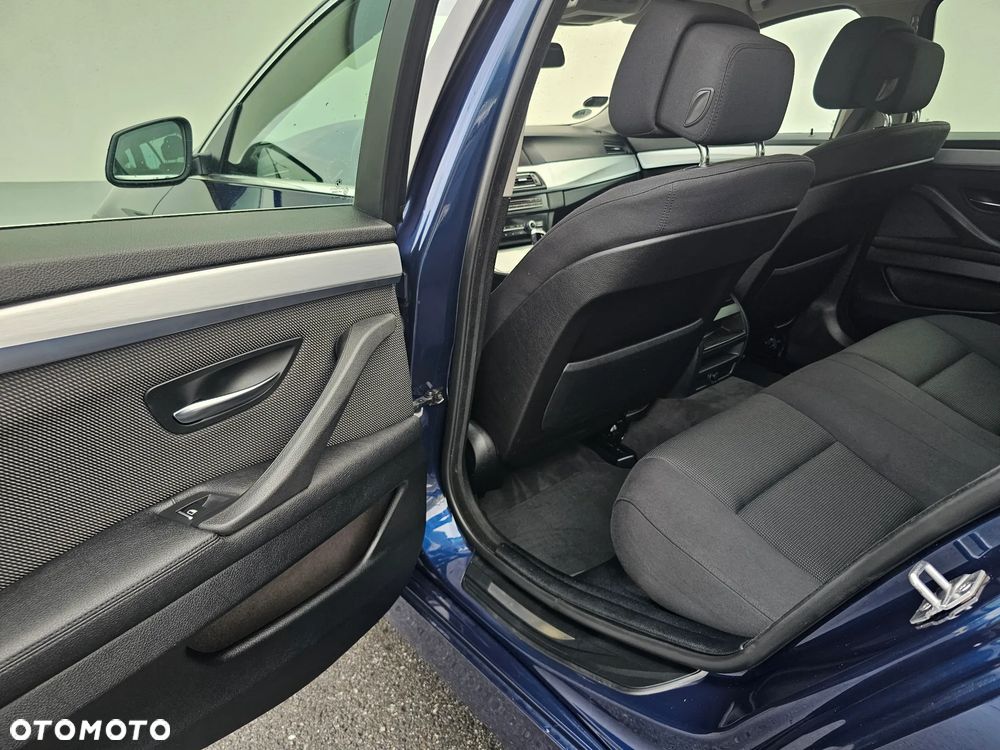 BMW Seria 5 520d - 20